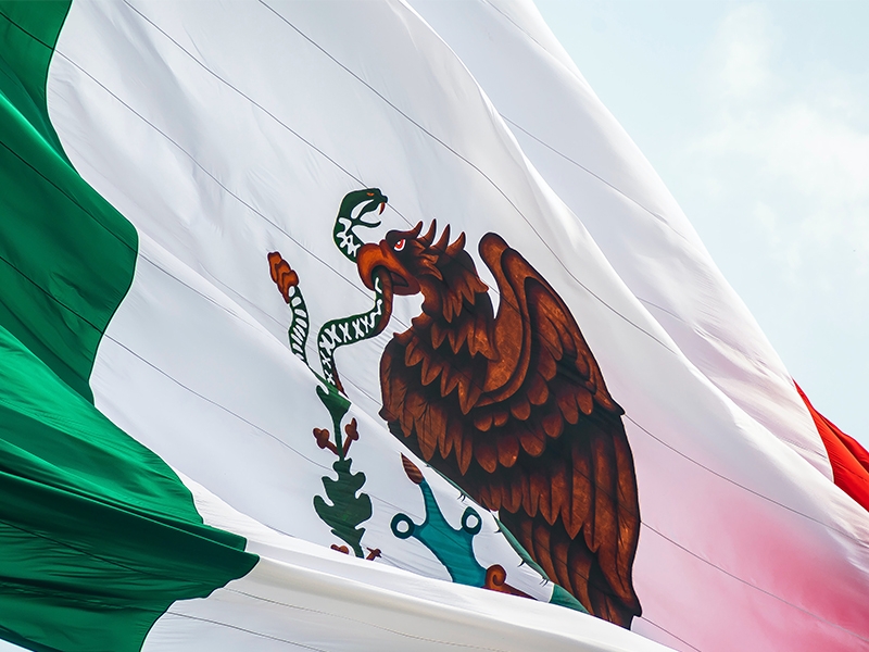 Σημαία του Μεξικό στο ταξίδι που διοργάνωσε το ταξιδιωτικό γραφείο diontours.