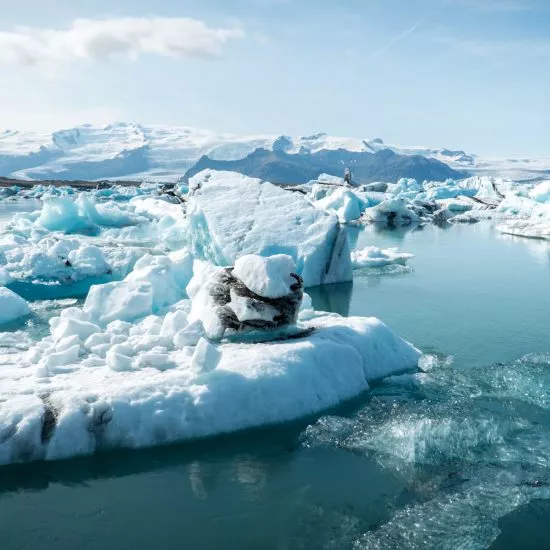 Ισλανδία-εκδρομή-diontours.com